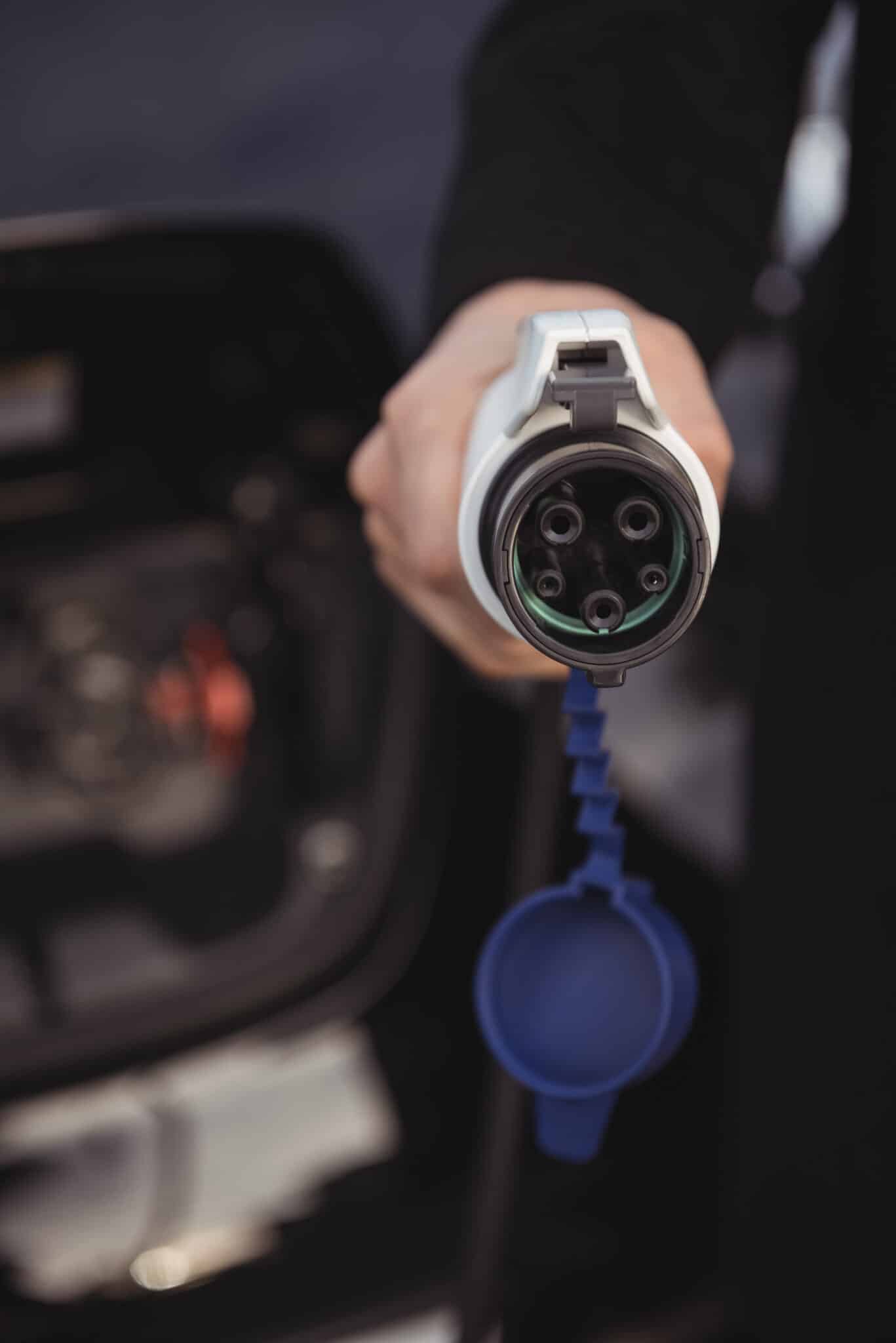 Service af el og hybrid biler hos Salling Auto